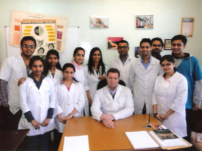 Со студентами из Индии, 2010 г